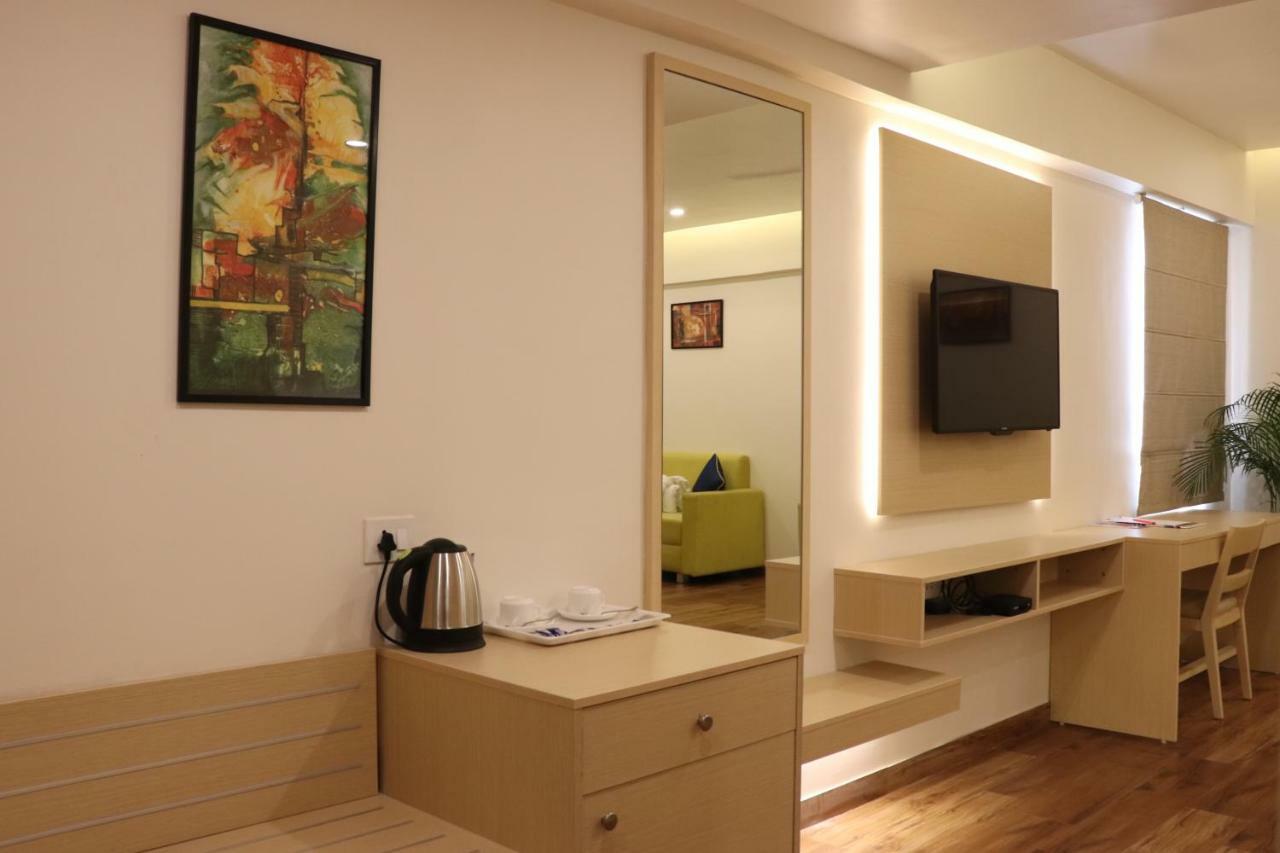 Hotel Le Amor Кота Экстерьер фото