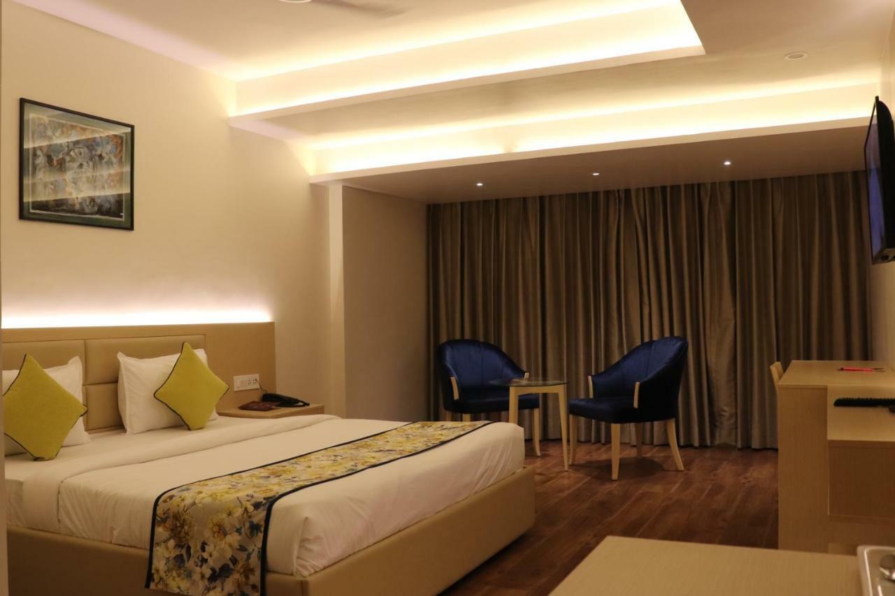 Hotel Le Amor Кота Экстерьер фото